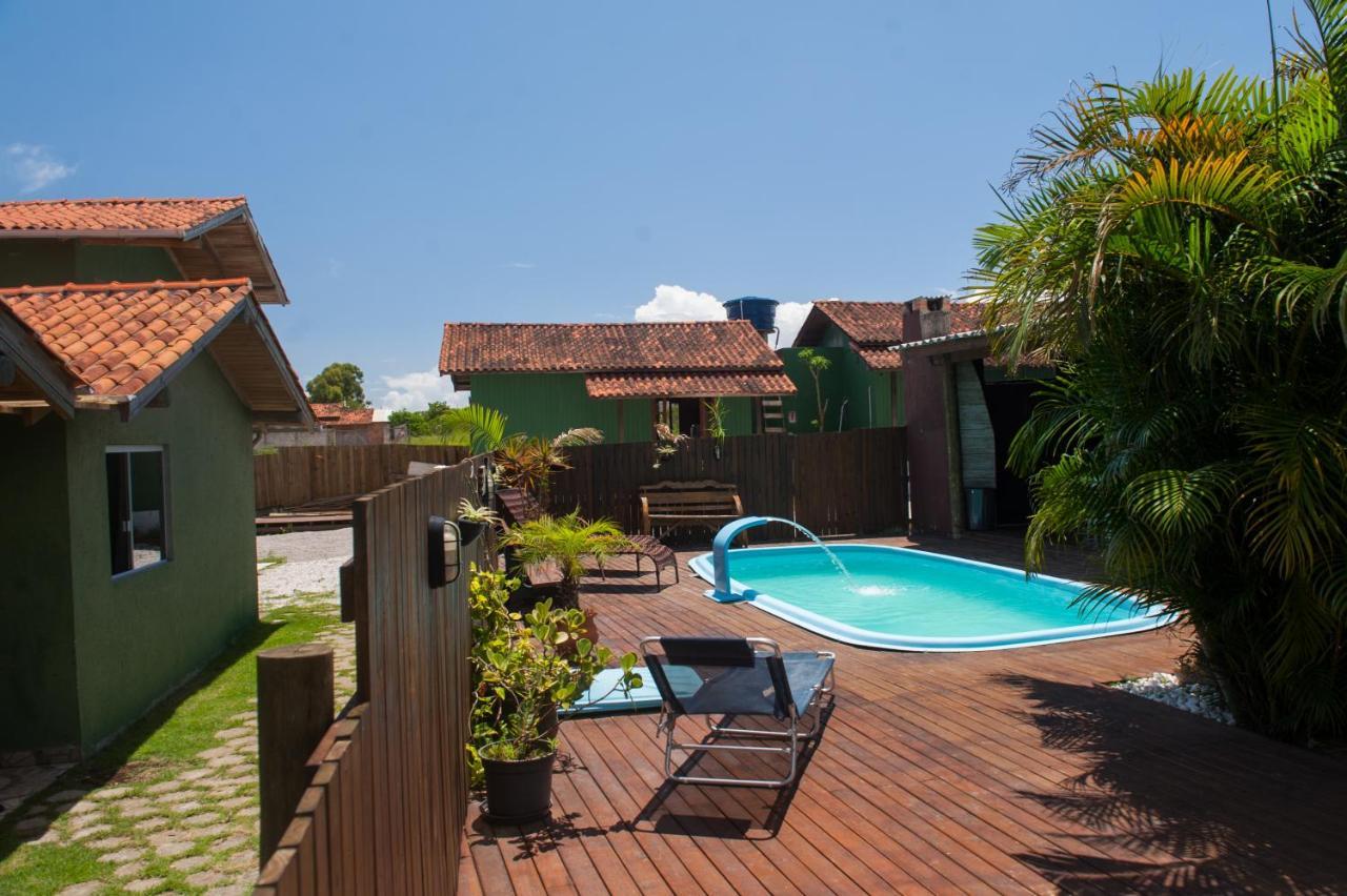 Cabanas Prema Praia do Rosa Luaran gambar